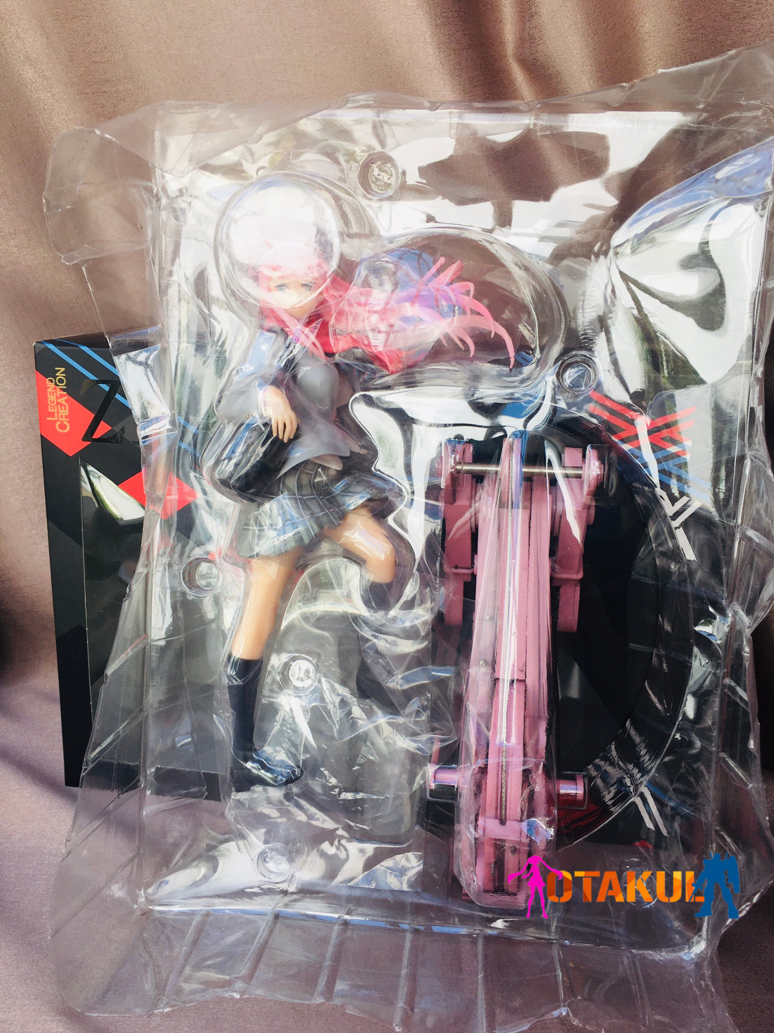 Mô Hình Figure Zero Two - 1/7 Uniform Ver - DARLING In The FRANXX