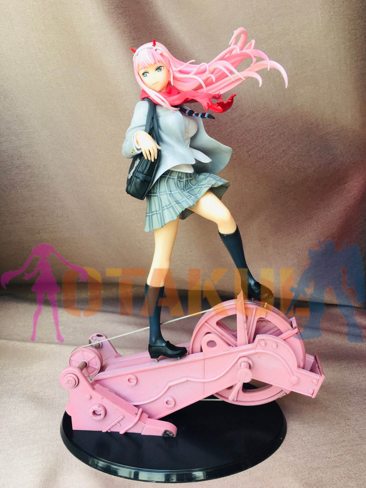 Mô Hình Figure Zero Two - 1/7 Uniform Ver - DARLING In The FRANXX