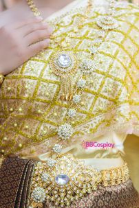 Trang Phục Thái Lan Áo Vàng Kim Sa- Váy Nâu