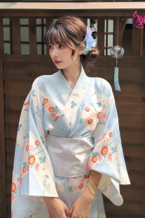 Yukata Xanh Sóng Biển Ngàn Hoa