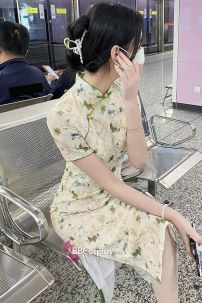 Sườn Xám Thiên Lục Dáng Dài Xẻ Tà