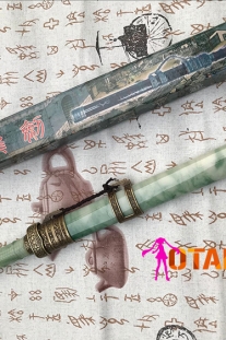 Kiếm Hán Phong Thủy Hoạ Tiết Mã Não Xanh Trắng Đai Kim Loại Sáng - Đồng 42Cm