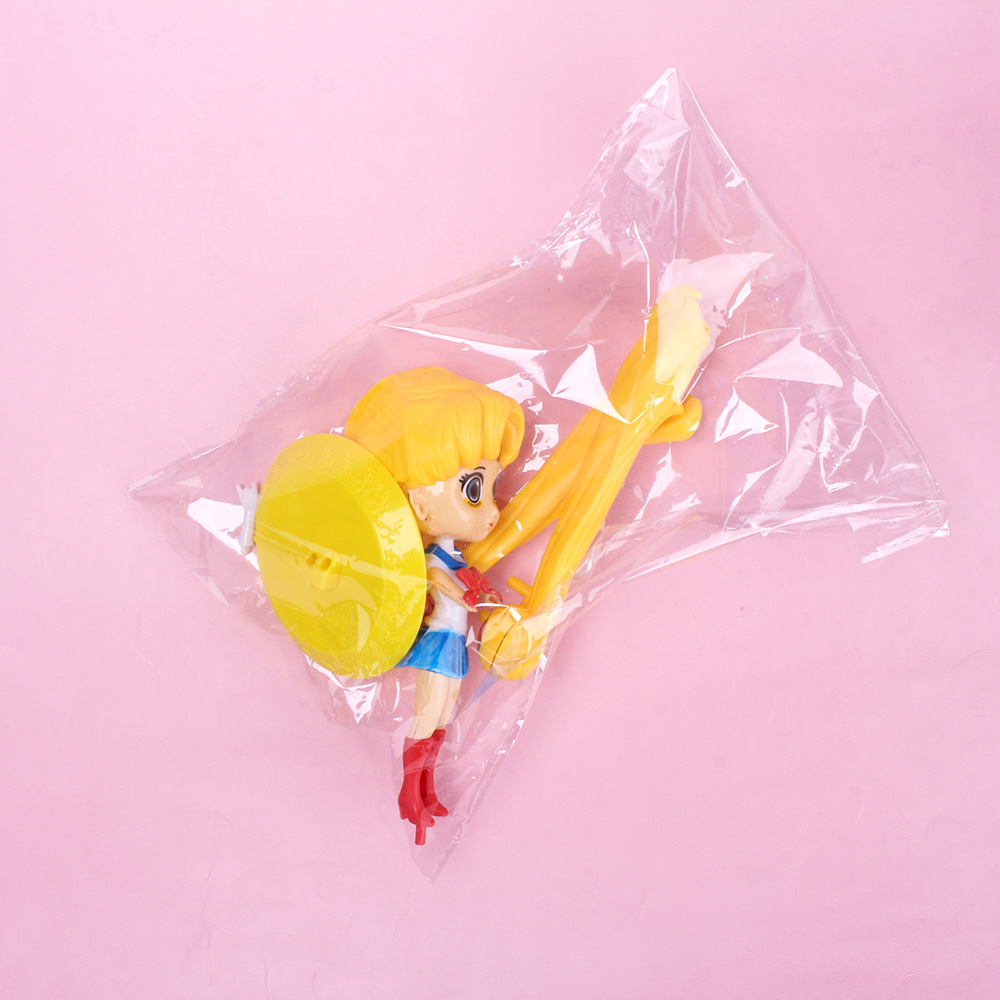 Mô Hình Trang Trí Bánh Kem Sailor Moon