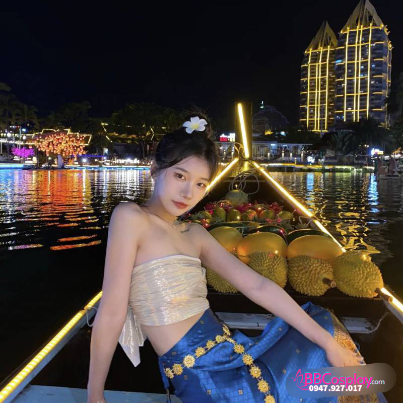 Đồ Thái Lan Sexy Áo Trắng - Váy Xanh Dương Viền Gấm