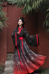 Hán Phục Giao Đăng Ngọc Vũ