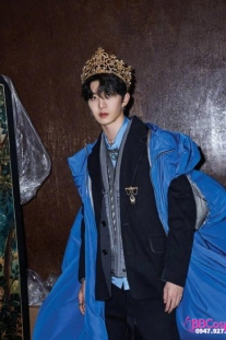 Vương Miện Vàng Đính Kim Cương Thời Trang Loại Cao 16Cm