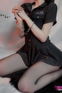Trang Phục Nữ Cảnh Sát Đen - Có Nón