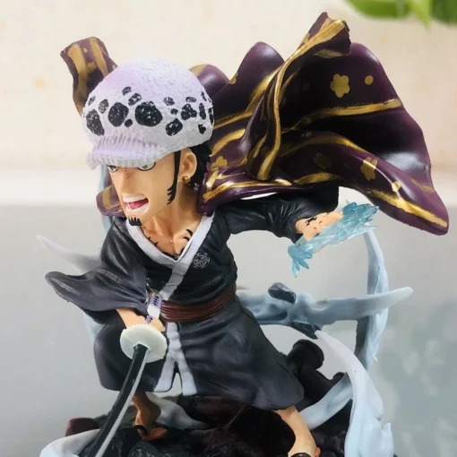 Mô Hình Figure Trafalgar D. Water Law