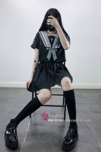 Nữ Sinh Đen Cổ Xám Huyền Bí Tay Ngắn