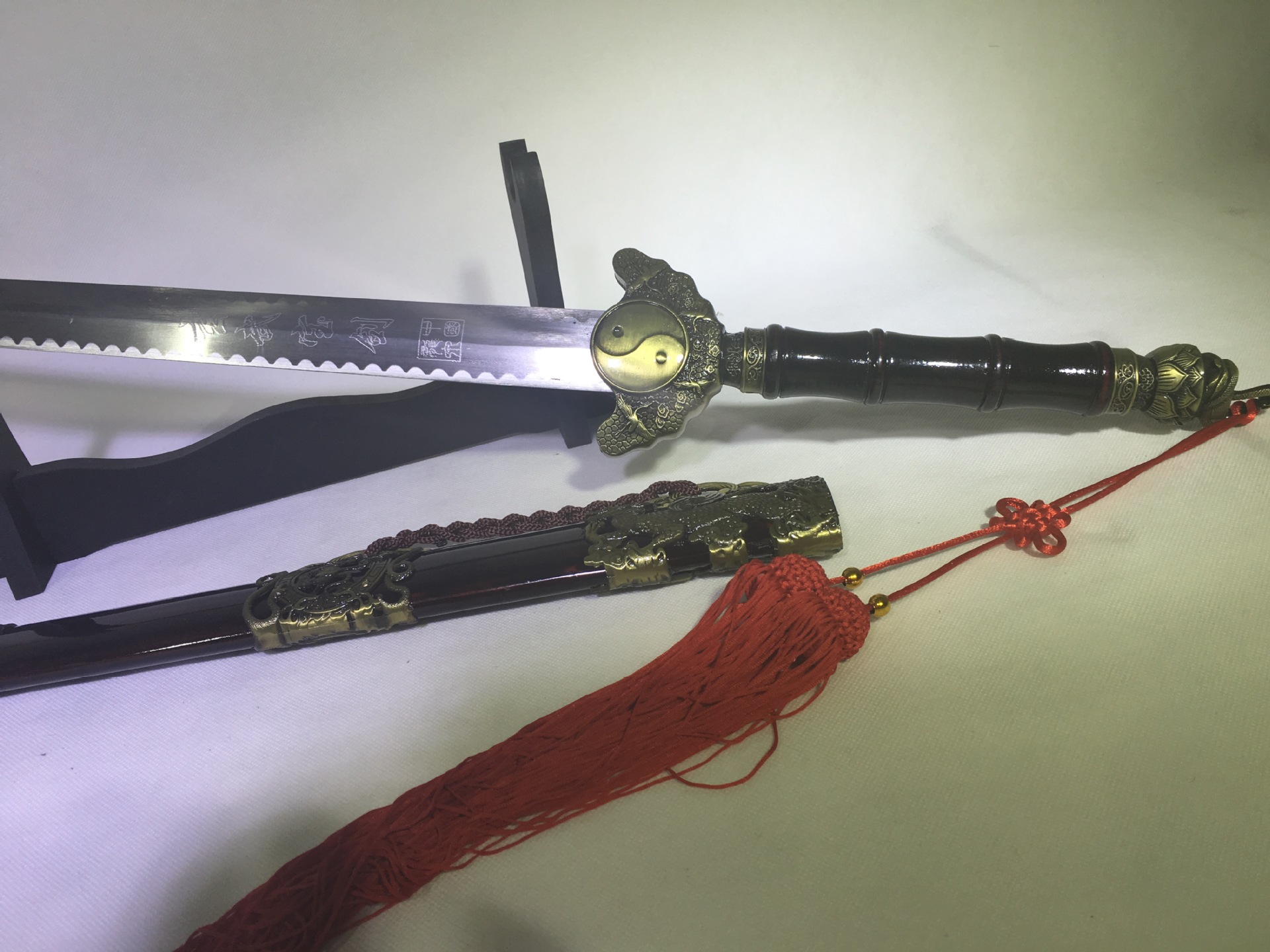 Thái Cực Âm Dương Tứ Linh Đoản Kiếm Hán Kiếm Cổ Trang Kiếm Phong Thủy Kiếm Trấn Trạch