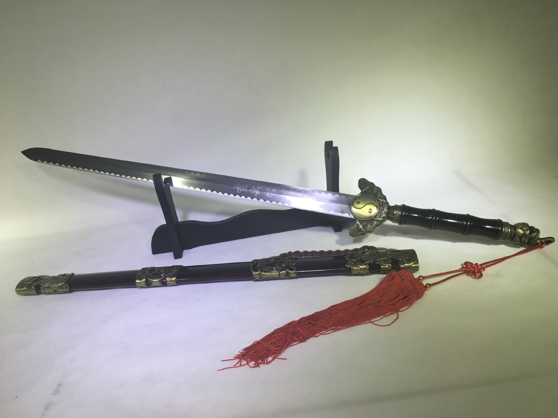 Thái Cực Âm Dương Tứ Linh Đoản Kiếm Hán Kiếm Cổ Trang Kiếm Phong Thủy Kiếm Trấn Trạch