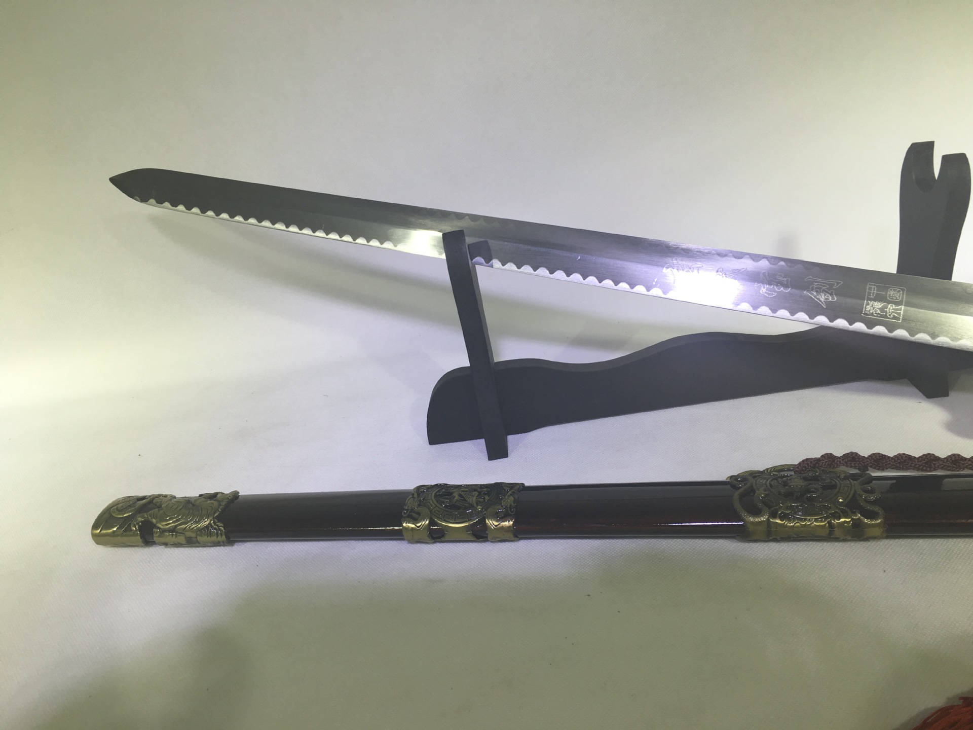 Thái Cực Âm Dương Tứ Linh Đoản Kiếm Hán Kiếm Cổ Trang Kiếm Phong Thủy Kiếm Trấn Trạch