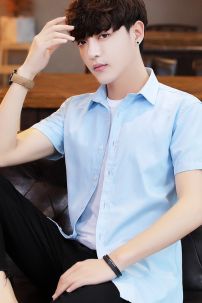 Áo Sơ Mi Nam Cơ Bản Tay Ngắn - Màu Đen