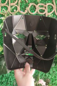 Mặt Nạ Squid Game Nhân Vật Quản Trò - Mặt Nạ Boss Màu Đen