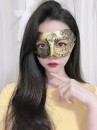 Mặt Nạ Hóa Trang Sang Chảnh - Màu Vàng Đồng
