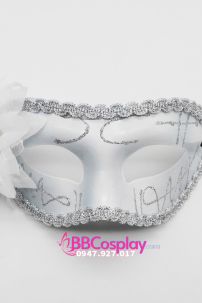 Mặt Nạ Nửa Mặt Trơn Viền Ren Có Hoa Màu Trắng Bạc