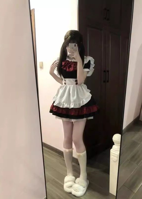 Đồ Nàng Hầu Maid Đen Đỏ Tạp Dề Trắng