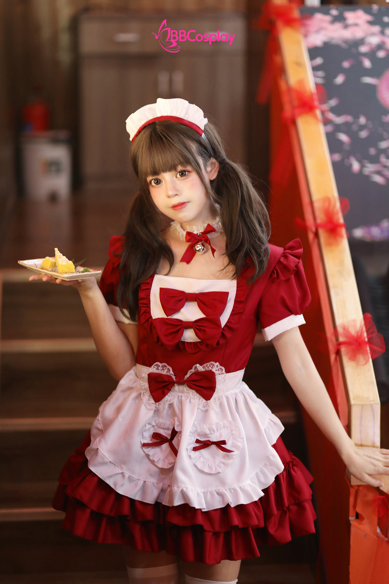 Đồ Nàng Hầu Maid Đỏ Tạp Dề Trắng Kèm Nhiều Nơ