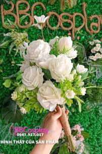 Hoa Cầm Tay Màu Trắng Classic