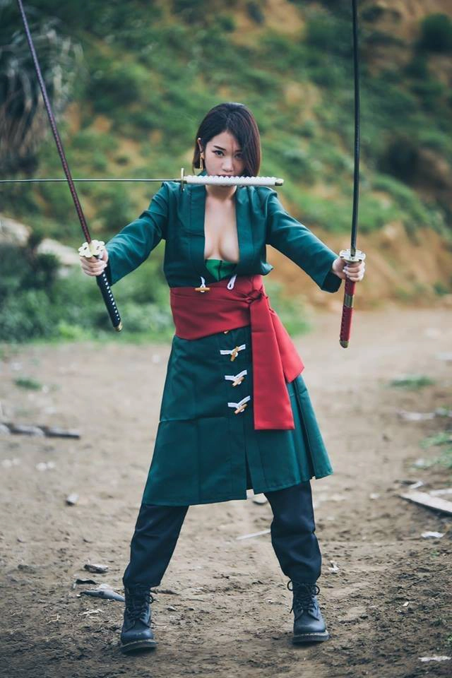 Đồ ZORO Trong ONE PIECE (Đảo Hải Tặc)