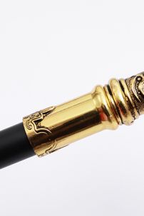 Gậy Quý Tộc Đầu Rồng Kiểu Dáng Sắc Xảo Tinh Tế