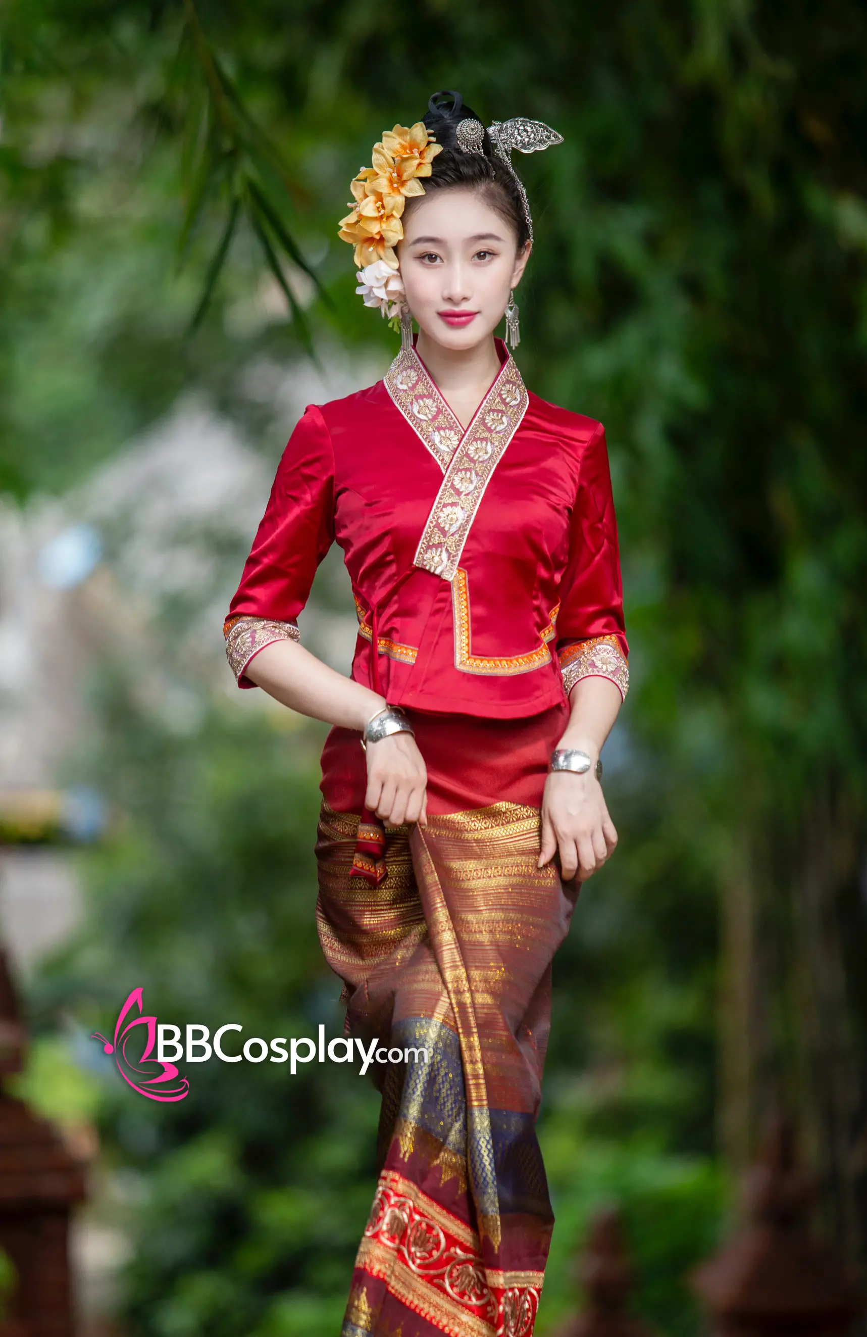 Đồ Trang Phục Thái - Vân Nam Nữ Mẫu Đỏ