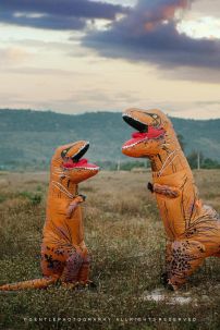 Quạt Và Hộp Pin Khủng Long Bạo Chúa Bơm Hơi