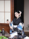 Áo Yukata Mùa Hè Nền Đen Tặng Kèm Thắt Lưng