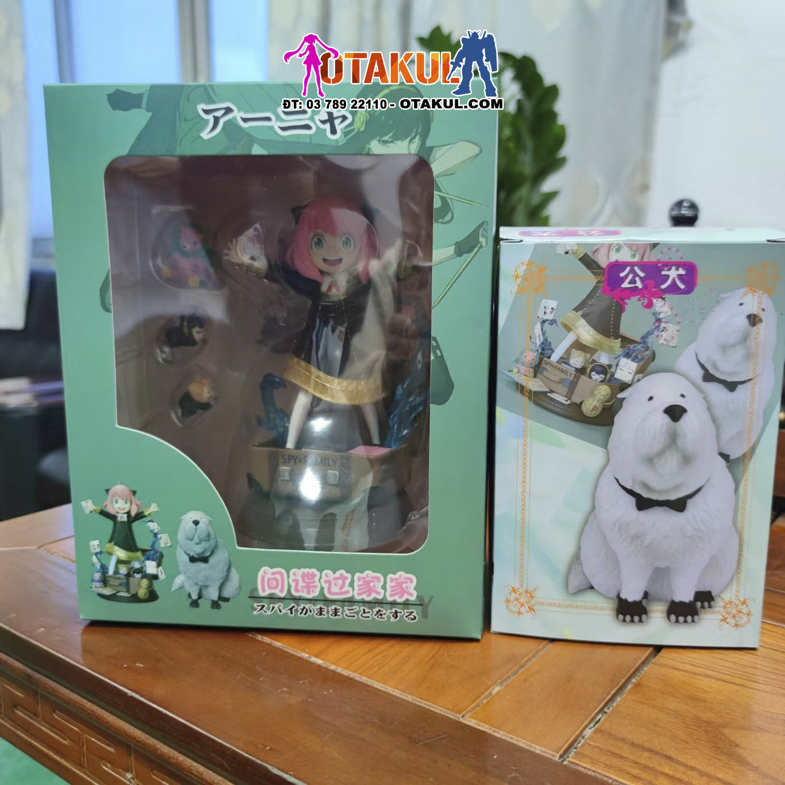 Mô Hình Anya Trong Vali Với Bond Trong Gia Đình Điệp Viên