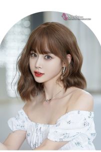 Tóc Ngắn Nâu Xoăn