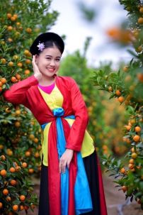 Bộ Trang Phục Tứ Thân Tấm Cám Mẫu Đỏ