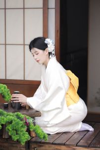 [Đặt May] Bộ Yukata Trắng Kem Nguyên Bản Cho Resort, Spa, Nhà Hàng Nhật