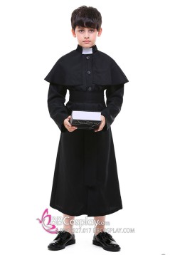 Đồ Hoá Trang Linh Mục Cho Bé Trai