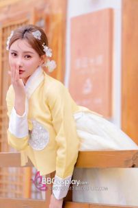 Hanbok Gấm Cao Cấp Chuẩn Hàn Áo Vàng Váy Trắng Kem