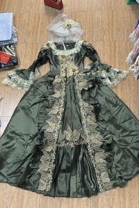 Đầm Nữ Hoàng Châu Âu Vintage Xanh Rêu