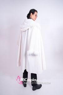 Áo Choàng Trắng Viền Lông Có Nón Có Tay