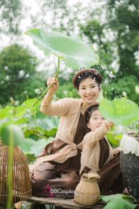 Trang Phục Tứ Thân Ao Sen Áo Kem Váy Nâu