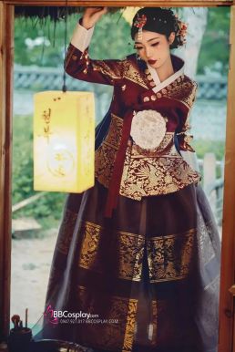 Hanbok Hoàng Cung Hàn Quốc - Áo Đỏ Váy Đen