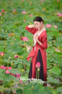 Trang Phục Tứ Thân Đỏ Yếm Trắng Chụp Sen