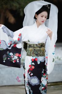 Áo Yukata Trắng Chân Đen Tặng Kèm Thắt Lưng