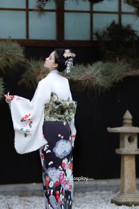 Áo Yukata Trắng Chân Đen Tặng Kèm Thắt Lưng