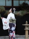 Áo Yukata Trắng Chân Đen Tặng Kèm Thắt Lưng