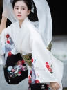 Áo Yukata Trắng Chân Đen Tặng Kèm Thắt Lưng