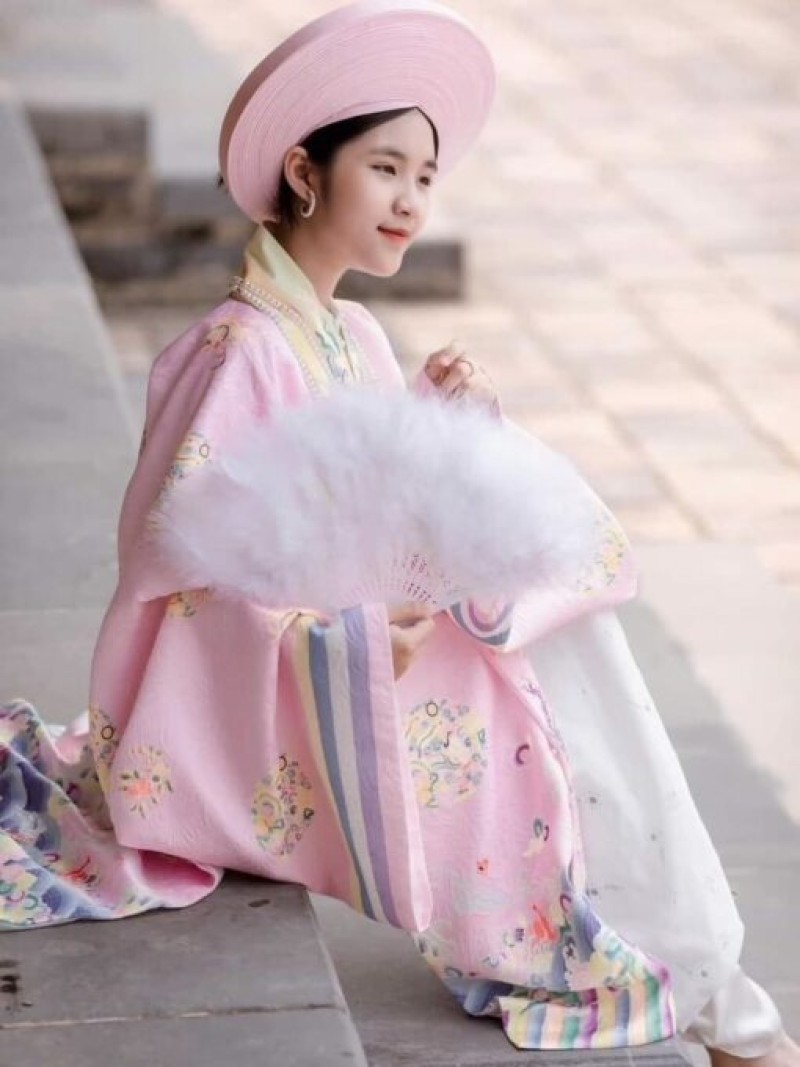 Trang Phục Nhật Bình Hồng Pastel
