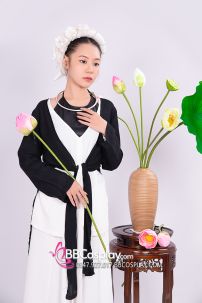 Đồ Tứ Thân Quả Phụ Phu Nhân Đen Tối Giản