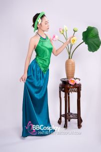 Yếm Xanh Chụp Sen