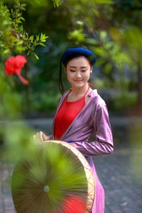 Áo Tứ Thân Tím Môn Váy Đen