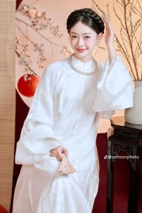 Áo Ngũ Thân Trắng Tơ Kính - Việt Phục Nguyễn Triều