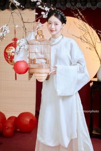 Áo Ngũ Thân Trắng Tơ Kính - Việt Phục Nguyễn Triều