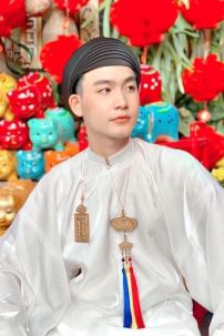 Áo Tấc Tay Thụng Trắng Tơ Kính - Việt Phục Nguyễn Triều